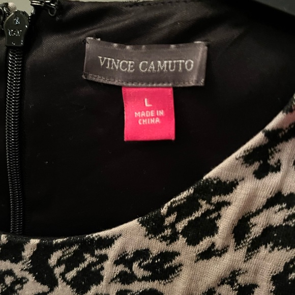 Vince Camuto hi-low leopard peplum top - Picture 2 of 3